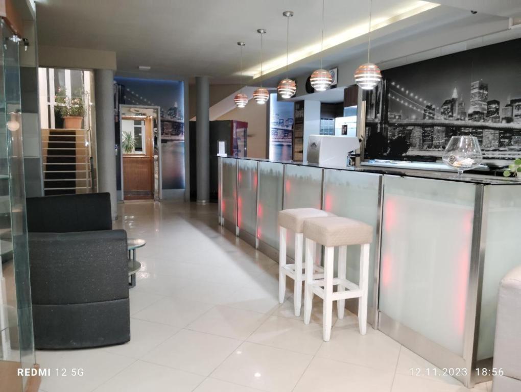 Apart Complex Diva& Bar & Restaurant 산콘스탄틴앤헬레나 외부 사진