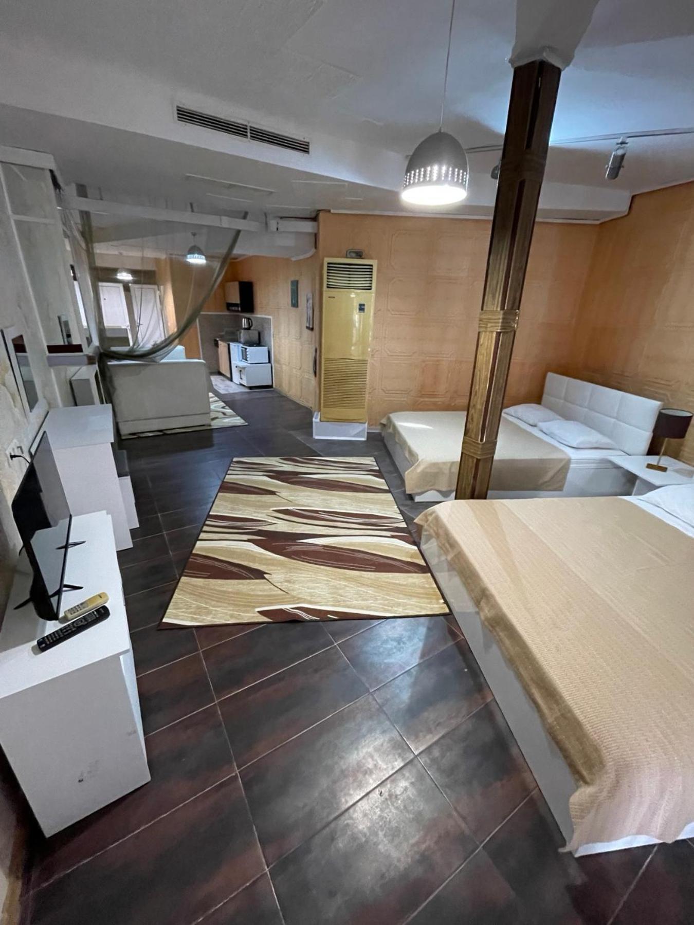 Apart Complex Diva& Bar & Restaurant 산콘스탄틴앤헬레나 외부 사진